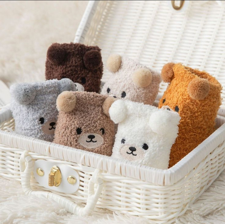 جوراب گوشدار حوله ای ست مادر و کودک کد۳۰۲۸