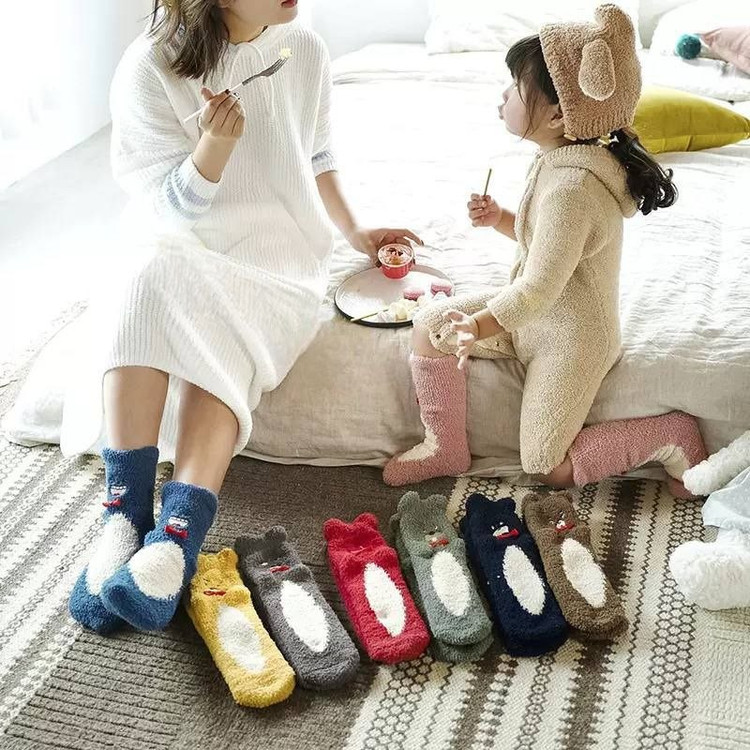 جوراب حوله ای ست مادر و کودک کد ۳۰۹۲